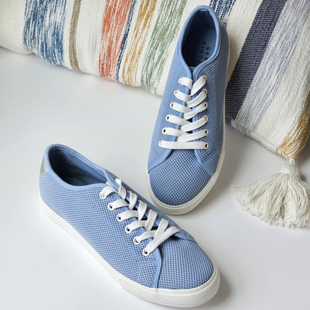 Studio 1886 Blue Knit Sneakers 9 Lace-Up Casual Shoes Lightweight Comfort NWOT